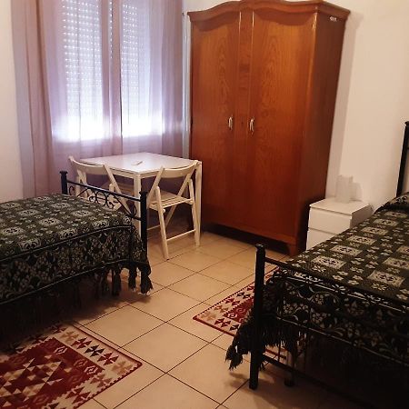 Locazione Menini - Appartamento Zona Stazione بادوفا المظهر الخارجي الصورة